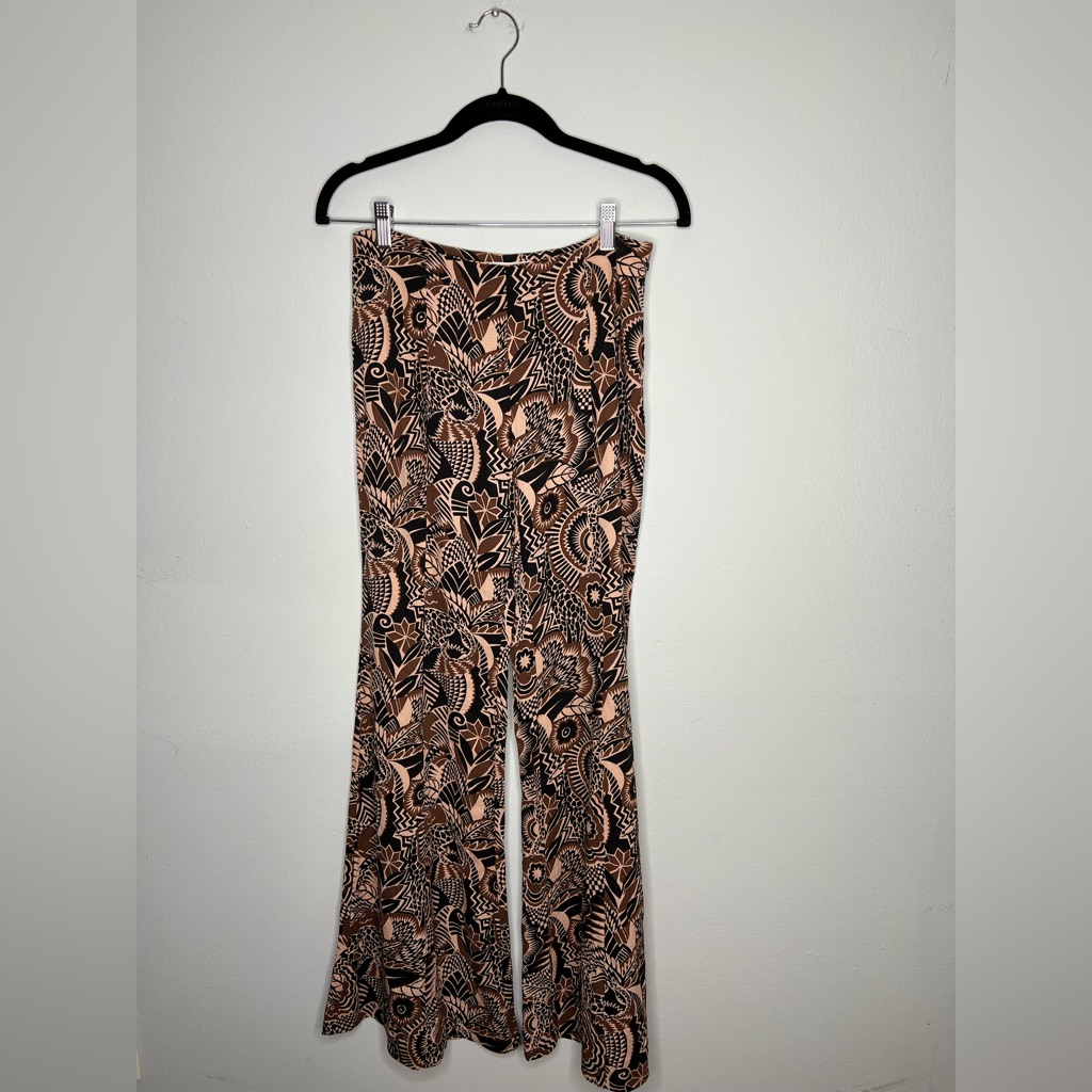 Anthropologie Bell Bottom Pants In Size 2